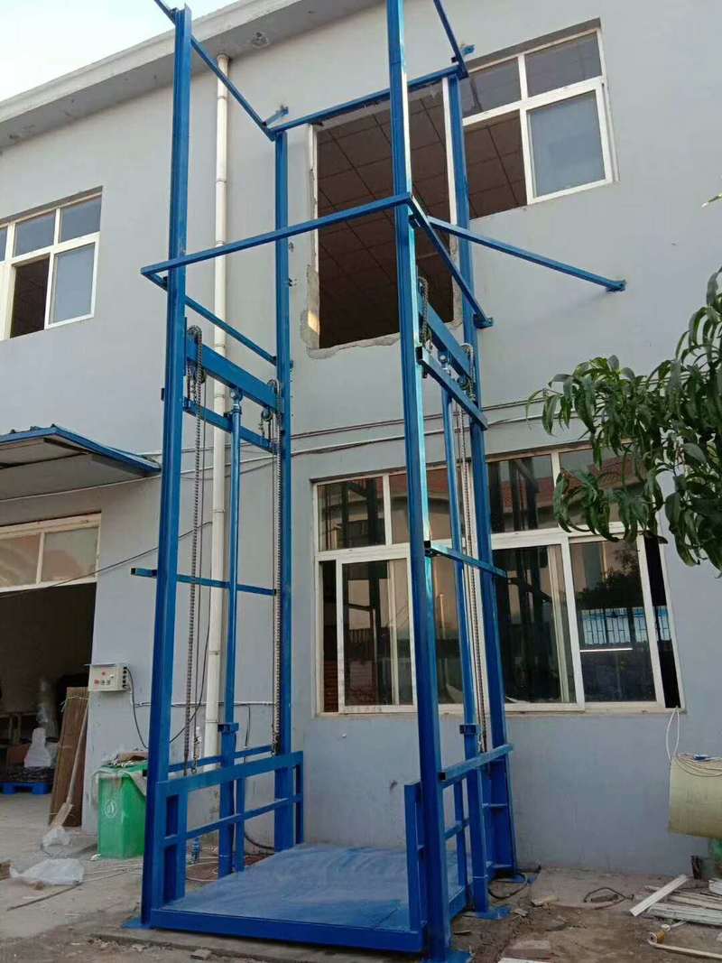 簡易小型貨梯